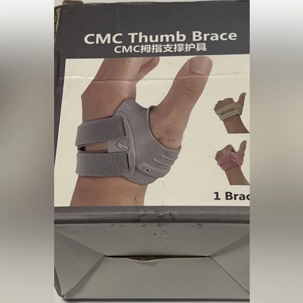 Gray Wearable Thumb Brace
